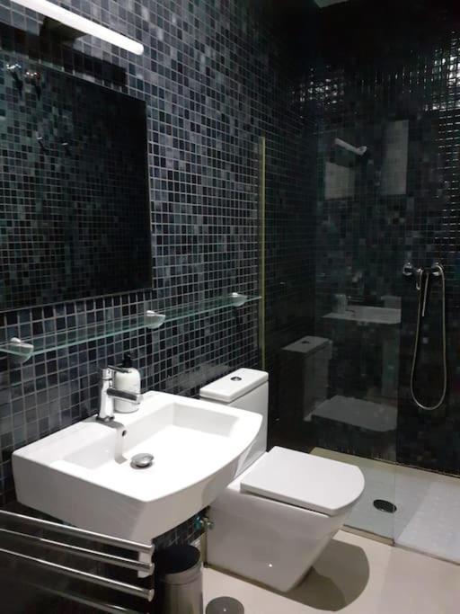 그라나다 Cosy Flat / Literally At The Foot Of Alhambra 아파트 외부 사진